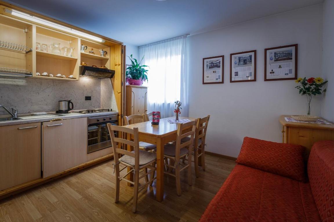 Hotel La Locanda Pinzolo Buitenkant foto