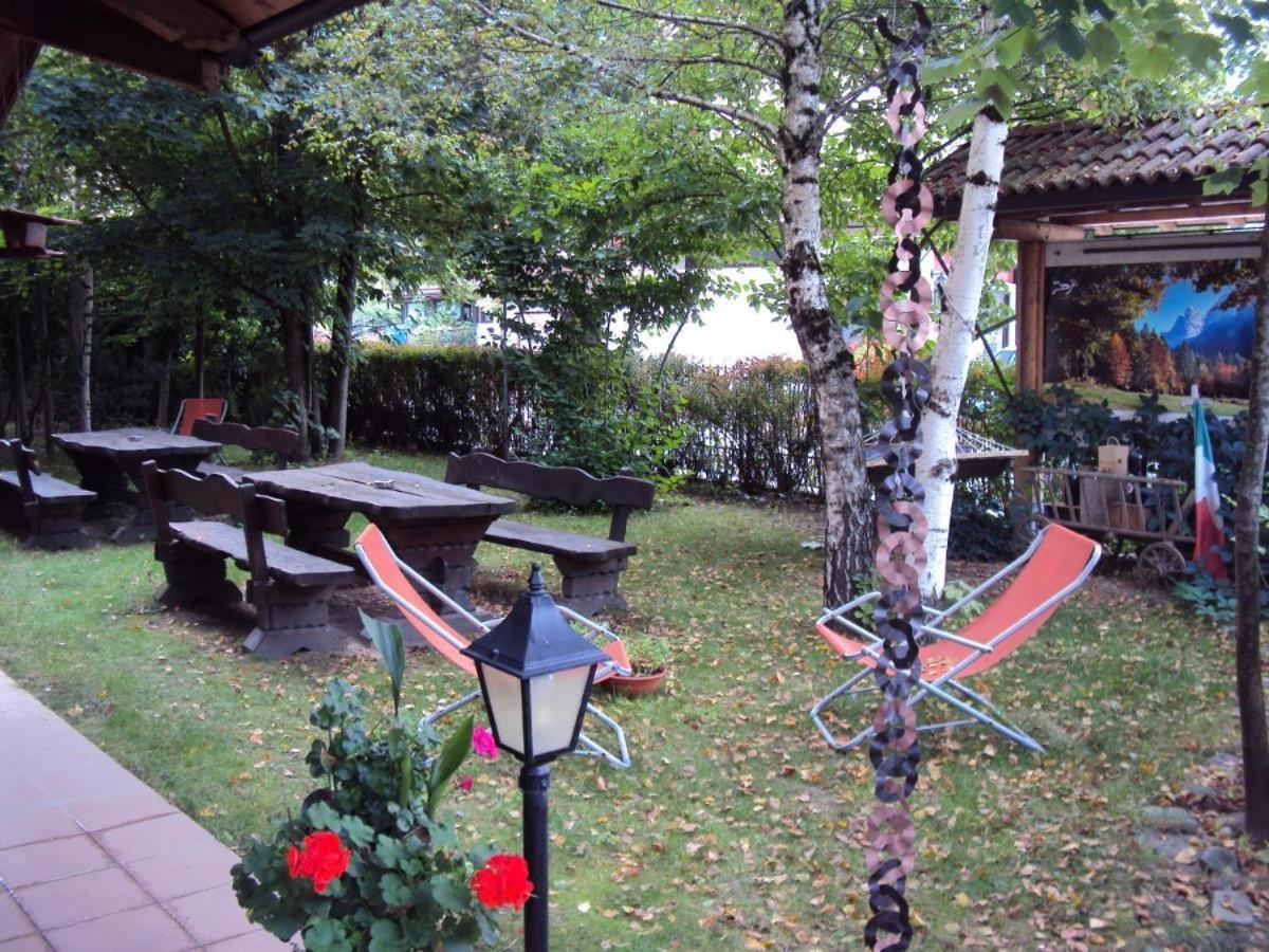 Hotel La Locanda Pinzolo Buitenkant foto