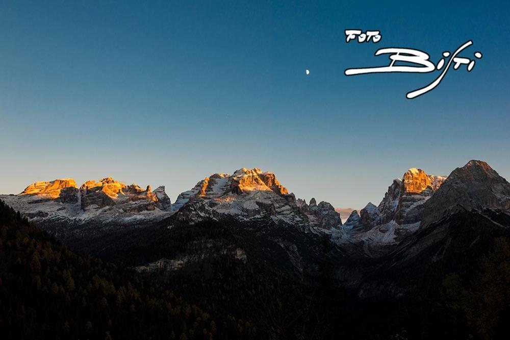 Hotel La Locanda Pinzolo Buitenkant foto